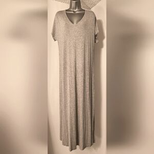 Francesca's Collections Gray Tshirt Maxi Dress